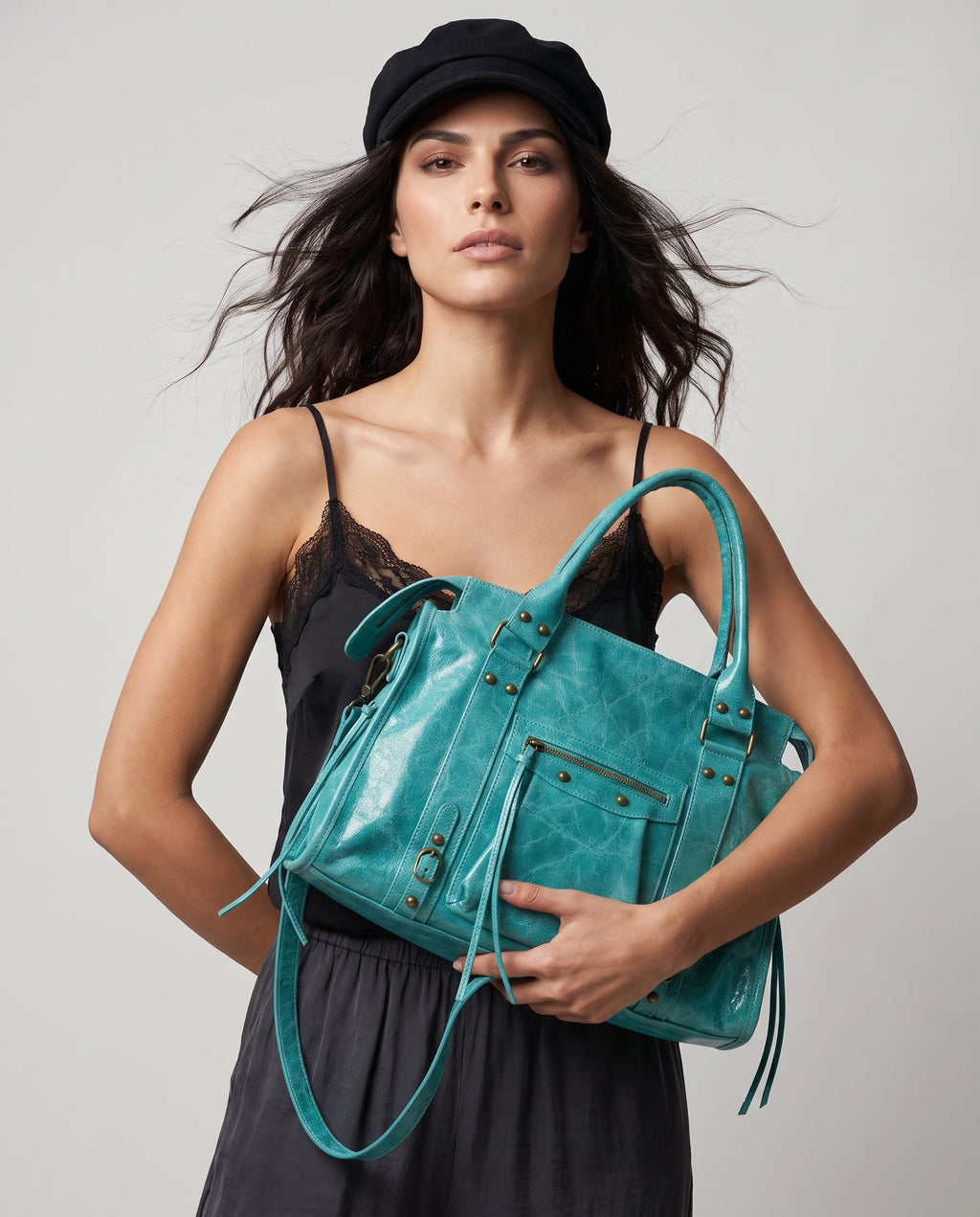 SAC CUIR GLOSS CAPUCINE L