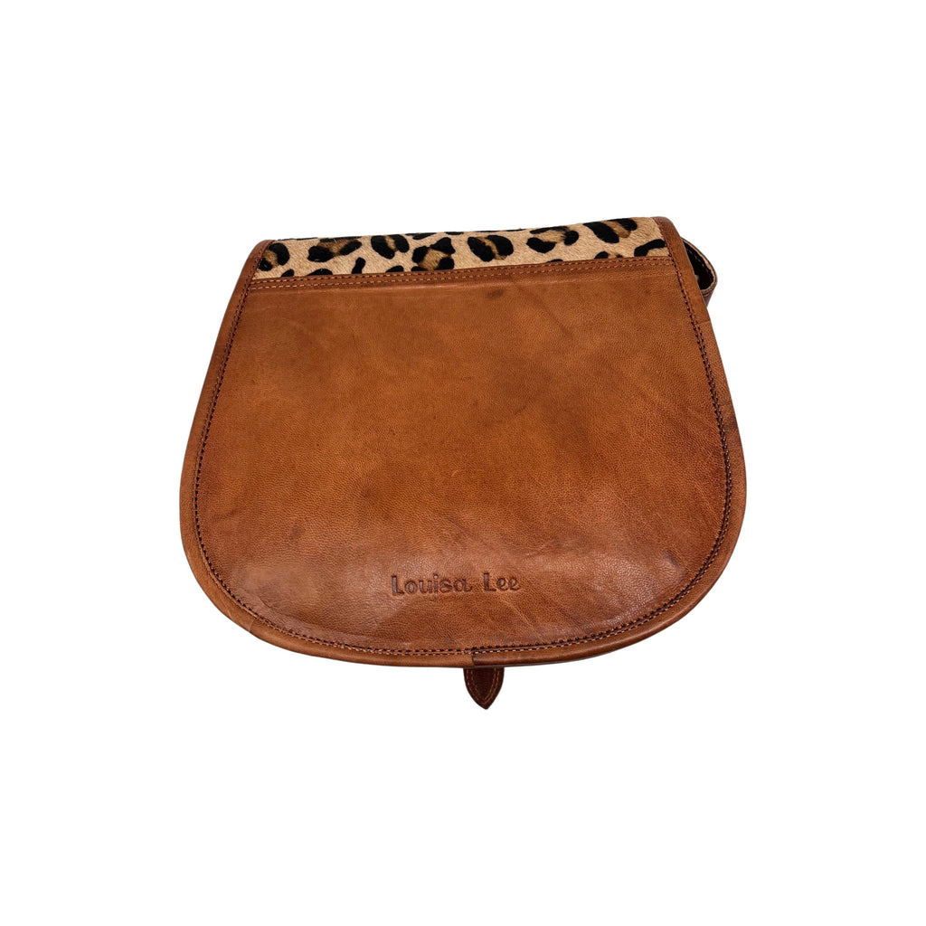 SAC BANDOULIERE CUIR  KALI 33CM FINITION LEOPARD